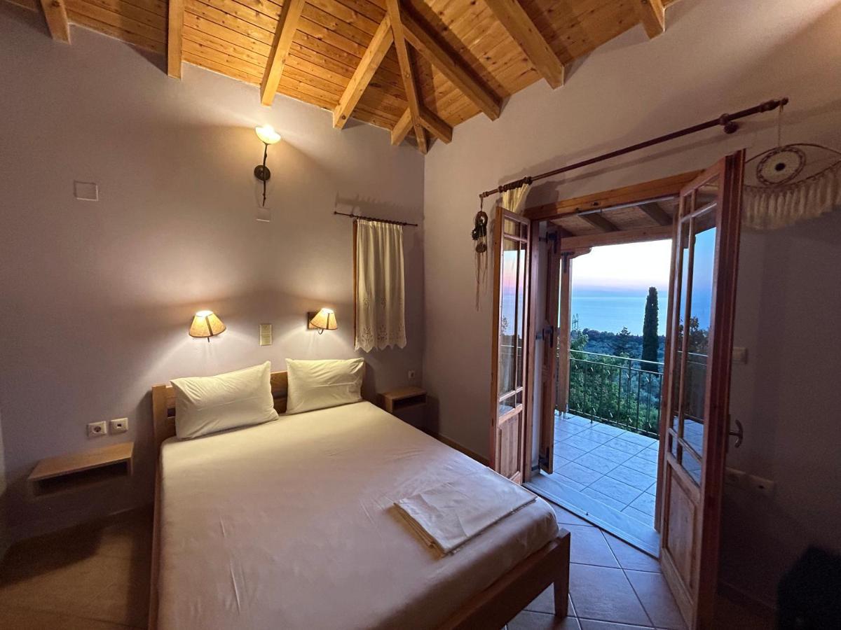 Porto Katsiki Guest Houses Athanion Exterior photo