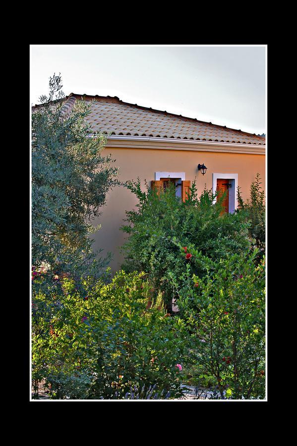 Porto Katsiki Guest Houses Athanion Exterior photo