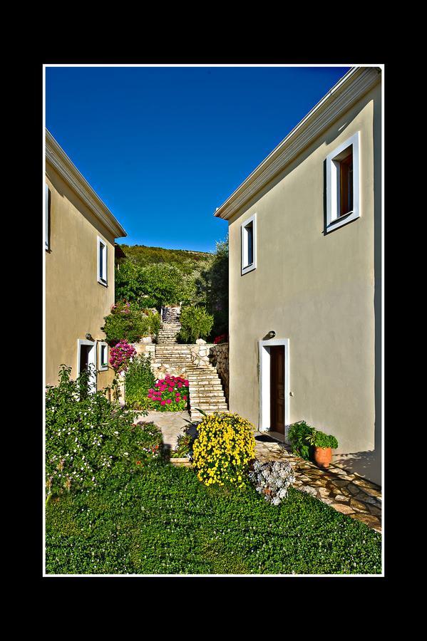 Porto Katsiki Guest Houses Athanion Exterior photo
